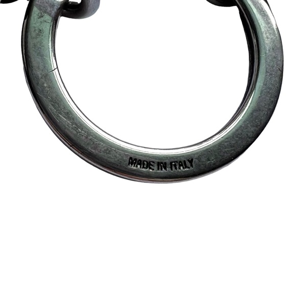 Gucci Techno Logo Keychain - Picture 7 of 7